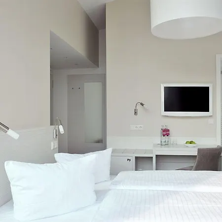 Hotell Fjord 3*