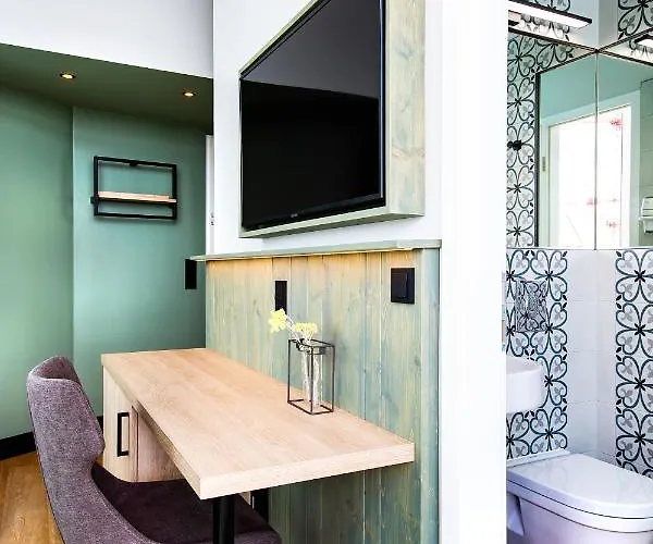 酒店 柏林峡湾酒店 3*