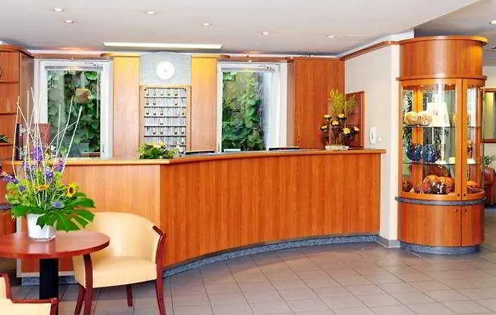 柏林峡湾酒店 3*