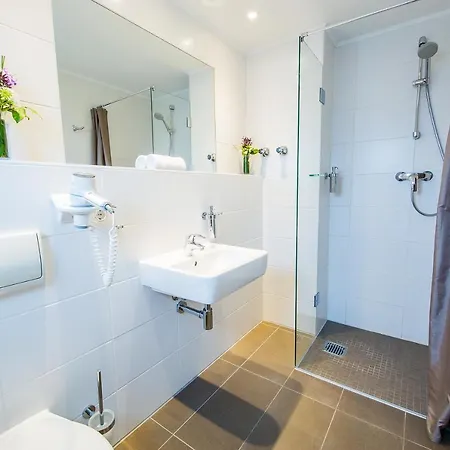 Fjord Hotel 3*