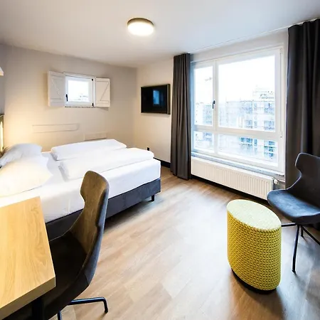 Hotel Fjord 3*